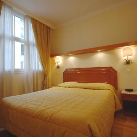 Rue Brey - 5 Persons *
